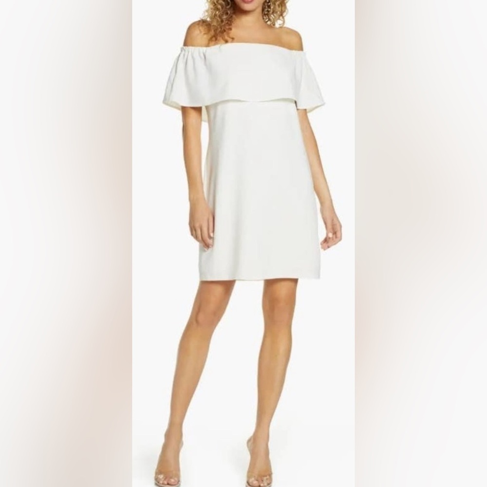 Nordstrom - Charles Henry - Off the shoulder flowy white dress (Medium)